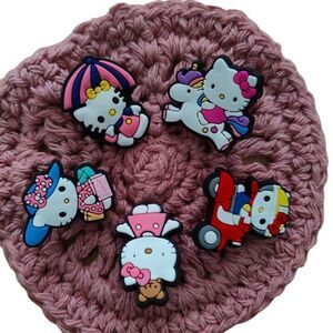 Sanrio Hello Kitty Outing 5 PC Croc Charm Set
